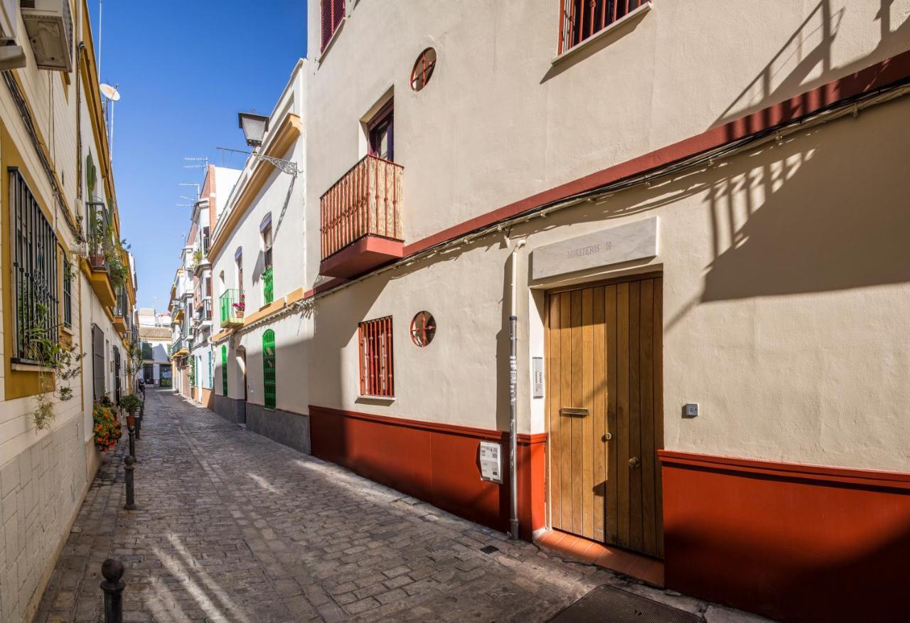 Centuria Macarena, Apartamento Duplex Appartement Sevilla Buitenkant foto